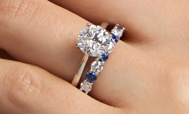 Top Jewelers Weigh In Why Carolyn Bessette Kennedy’s Ring Is Sparking a Huge 2026 Engagement Trend