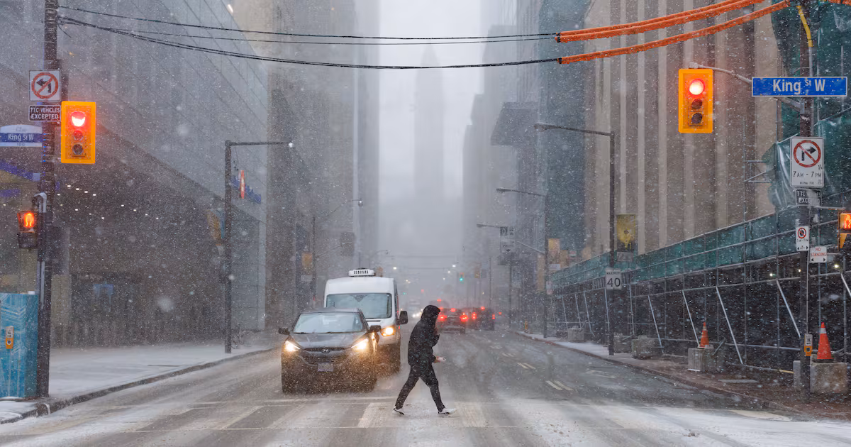 Toronto, rest of GTA under special weather statement as snow on the way