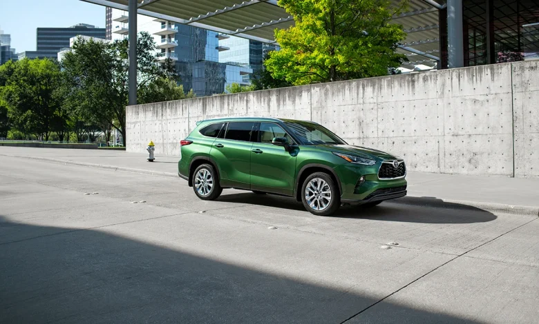 Toyota recalls 550,000 vehicles over seat defect