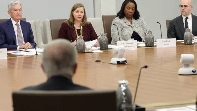 Trump Admin Readies Big Gift for Wall Street While Waging War, Gutting Aid Programs