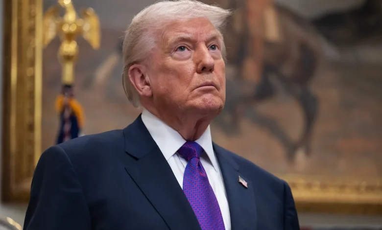 Trump showed classified map to passengers on his plane in 2022, memo says