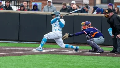 Tufts Baseball Escapes Late Threat from Roger Williams To Earn 9-4 Win