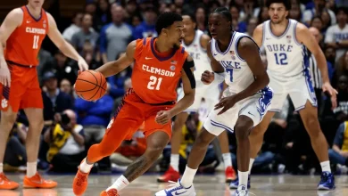 Twitter Gold: Dame Sarr Is A Lights-Out Defender