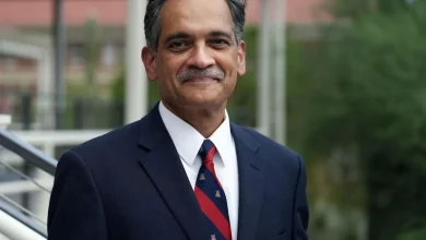 U of A president declines to sign shared governance contract with faculty