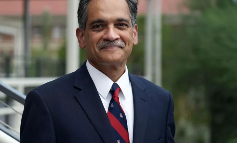 U of A president declines to sign shared governance contract with faculty