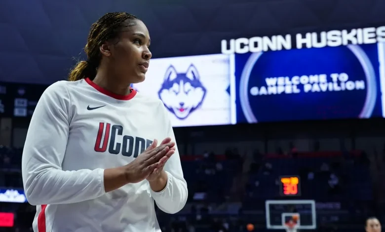 UConn's reluctant superstar Sarah Strong may let her 'Diana side' out this March Madness