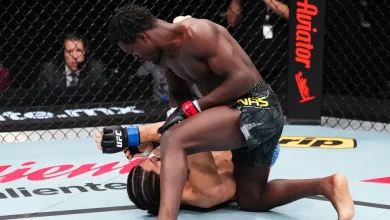 UFC Mexico video: Damian Pinas runs through Wes Schultz for fast knockout