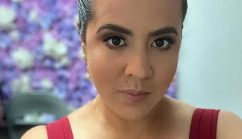 Una reportera había estado cubriendo arrestos de ICE en su comunidad, Nashville. Luego fue detenida