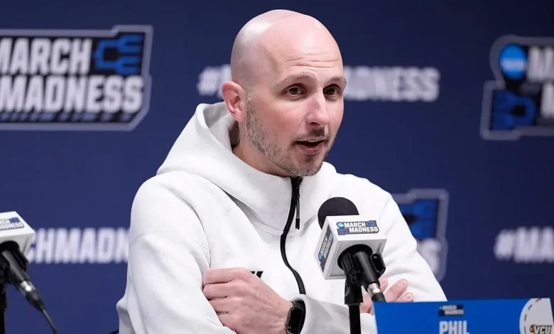 VCU coach praises student journalists after historic March Madness comeback: 'Best in the country'