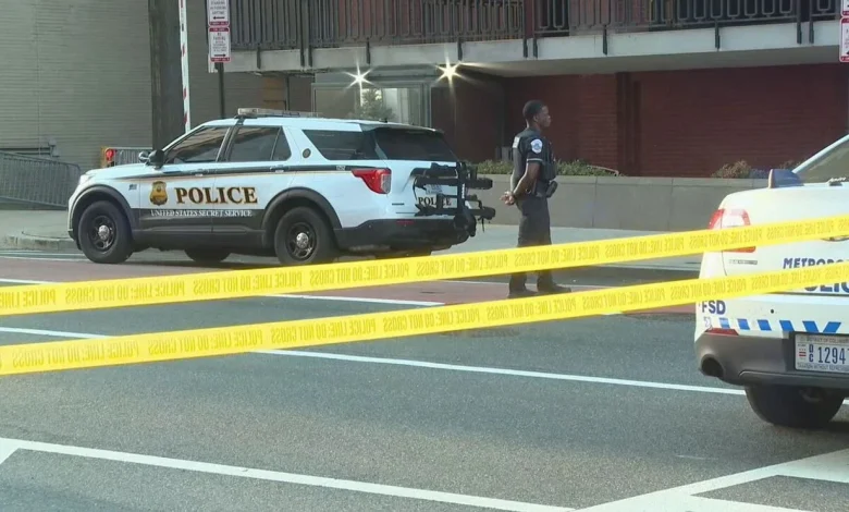 Van crashes through White House barricade, driver detained