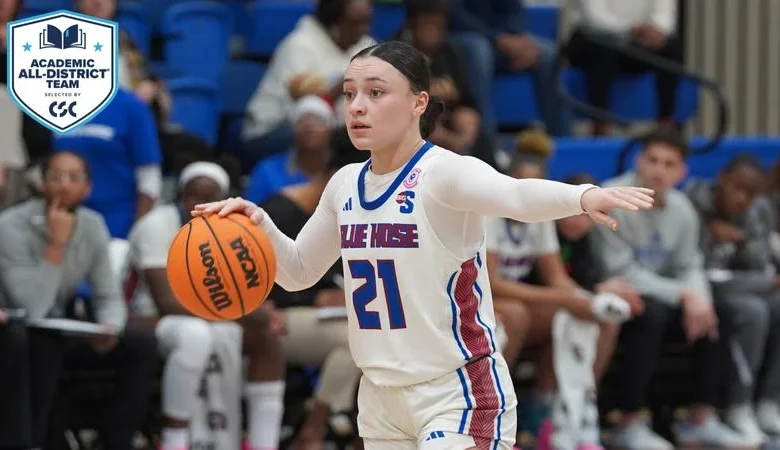 Velez Earns Place on CSC Academic All-District Tram