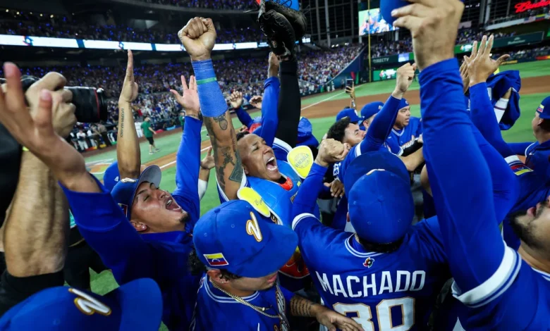 Venezuela defeats the United States 3-2 to claim first World Baseball Classic championship