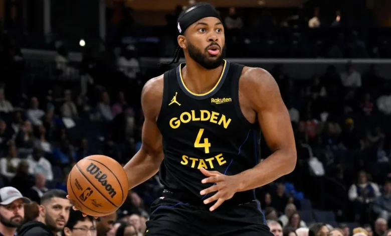 Warriors' Moses Moody stretchered off court after non-contact knee injury