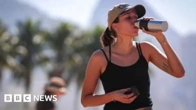 What are El Niño and La Niña, and how do they change the weather?