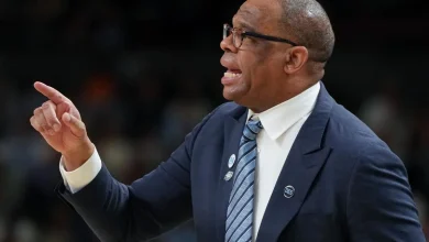 What it would cost North Carolina to move on from Hubert Davis after stunning March Madness loss