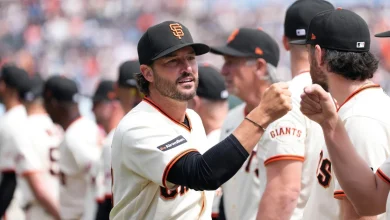 What the moves Tony Vitello didn’t make reveal about the Giants’ early approach