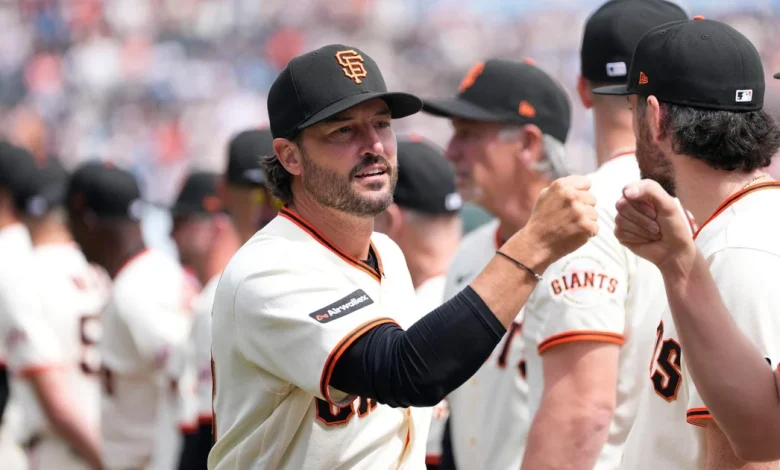 What the moves Tony Vitello didn’t make reveal about the Giants’ early approach