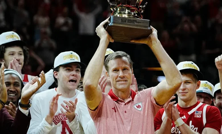 When will College Basketball Crown bracket, teams be revealed?