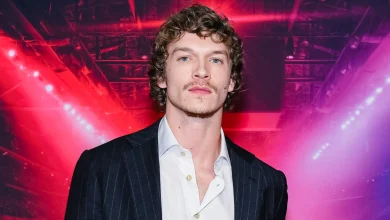 Where to Watch Connor Storrie Host 'SNL' Free Online NBC Live Stream