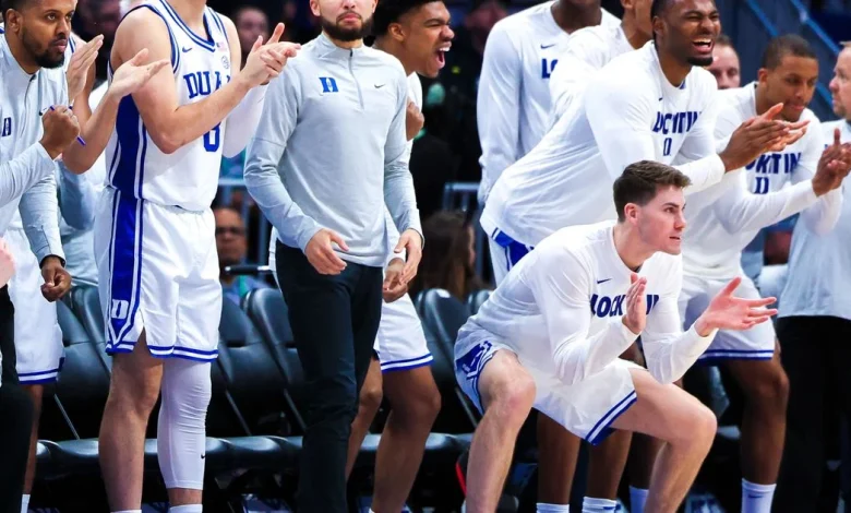Who is Duke’s mystery bench player? His dad won two national titles with the Blue Devils