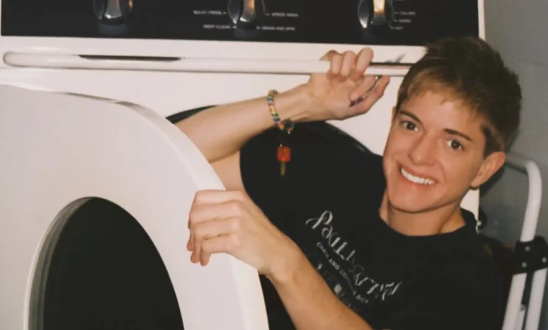 Who is Mae Martin? Meet the Toronto native hosting this year’s JUNO Awards