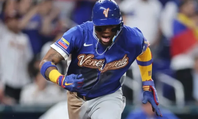 Wilyer Abreu and the Quiet Space Around a Shutout Night