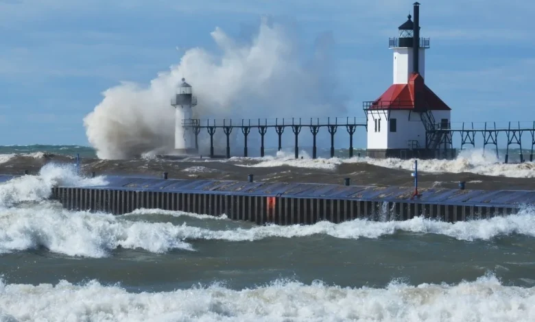 Winds Take Out Power to Hundreds of Thousands