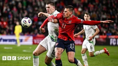 World Cup play-offs: Czech Republic v Republic of Ireland under way in Prague