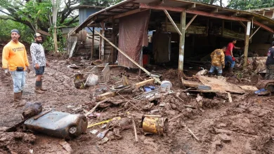Worst Hawaii flooding in 20 years leaves some homes in mud as recovery begins: "We lost everything"