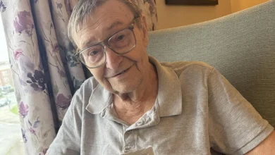 York resident who starred with Dame Judi Dench receives signed photo