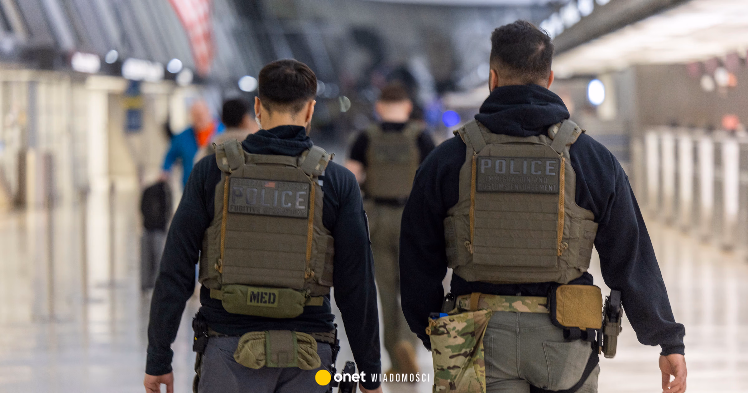 Z samolotu trafiają na front. Dziesiątki Ukraińców deportowanych z USA