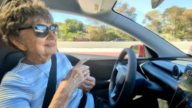 Zero Disengagements: Watch Tesla FSD 14 Drive a 93-Year-Old Through Sunday Traffic