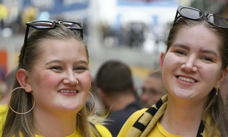 'Zona amarela': adeptos do Bodo/Glimt estacionam festa nas ruas de Lisboa (fotos e vídeo)