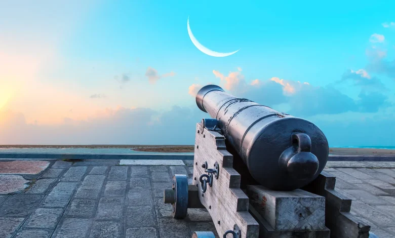 فلكيا.. الجمعة أول أيام عيد الفطر في معظم الدول العربية