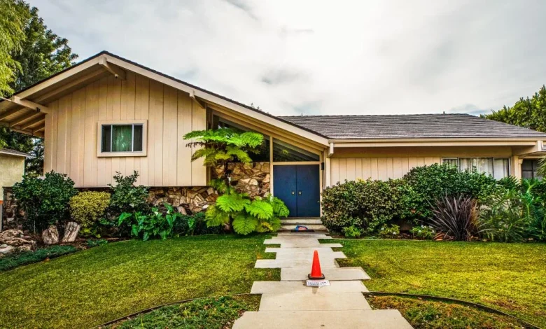 ‘Brady Bunch’ house declared a historic landmark