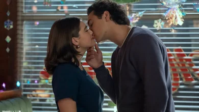 ‘Off Campus’ Exclusive: New Hockey Series Will Be an Unabashed ‘College-Age Romance’