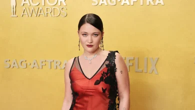 ‘The Pitt’’s Isa Briones Trades Her Scrubs for Vintage at the 2026 SAG Actor Awards