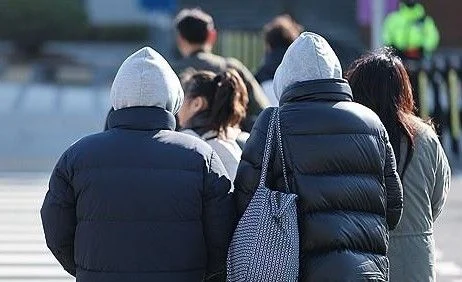 내일 아침 쌀쌀·낮엔 포근…일교차 최대 15℃ [내일 날씨]