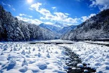 눈 50㎝ 쌓였는데 ‘경칩 눈예보’까지…3월 폭설에 스키장 연장 검토도