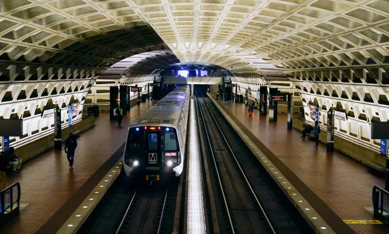 11 injured after train crash at Metro Center station