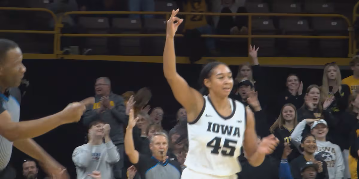 2026 WNBA draft could feature Iowa’s Hannah Stuelke