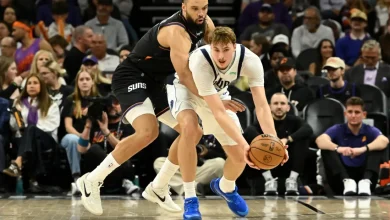 3 notes before the Mavericks travel to Phoenix to face the Suns