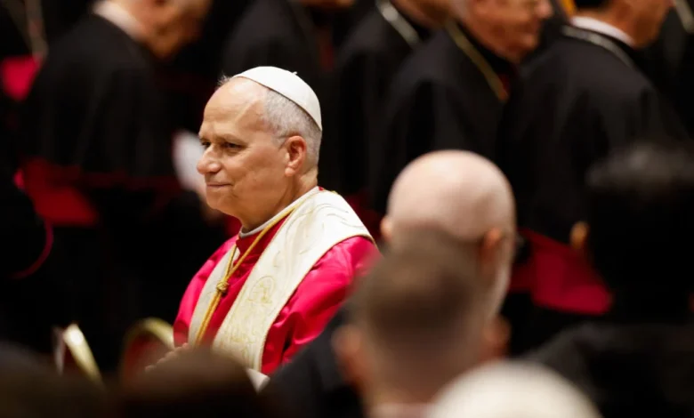 A president and a pope: Two of the world's most influential Americans at odds over Iran