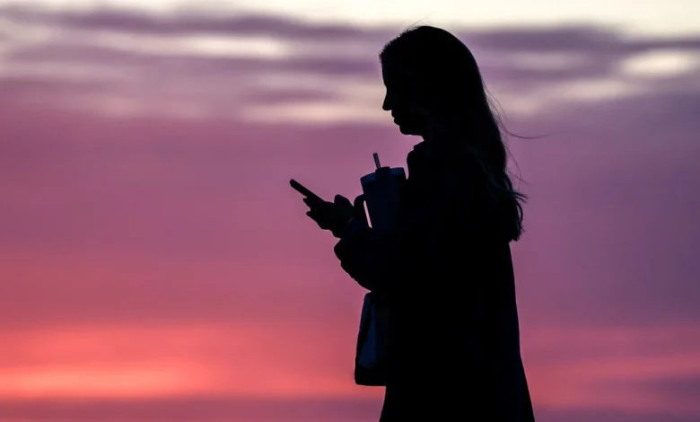 AI chatbots are giving people alternatives to chemotherapy, study finds