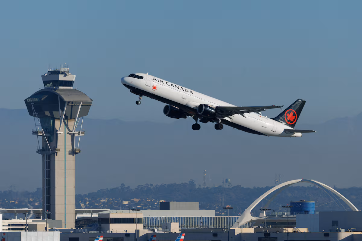 Airline stocks are in a tailspin. So why is Air Canada outperforming?