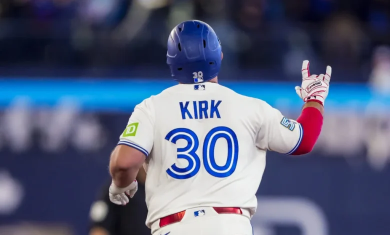 Alejandro Kirk To Undergo Thumb Surgery