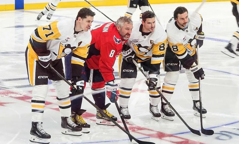 Alex Ovechkin poses for legendary photo with Sidney Crosby, Evgeni Malkin, and Kris Letang before potential final game against Penguins