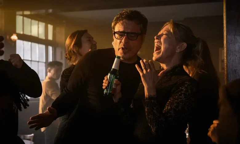 Alice and Steve , an exclusive first look at Disney+'s shocking new comedy