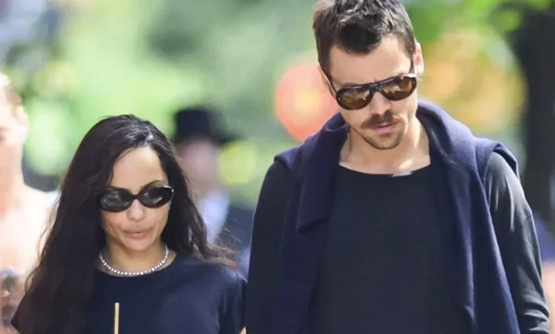 Are Zoe Kravitz & Harry Styles Engaged? Ring Finger Photos Get Attention Online! | Harry Styles, Zoe Kravitz | Celebrity News and Gossip | Entertainment, Photos and Videos