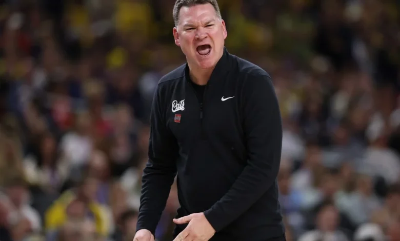 Arizona coach Tommy Lloyd praises Michigan after Final Four blowout